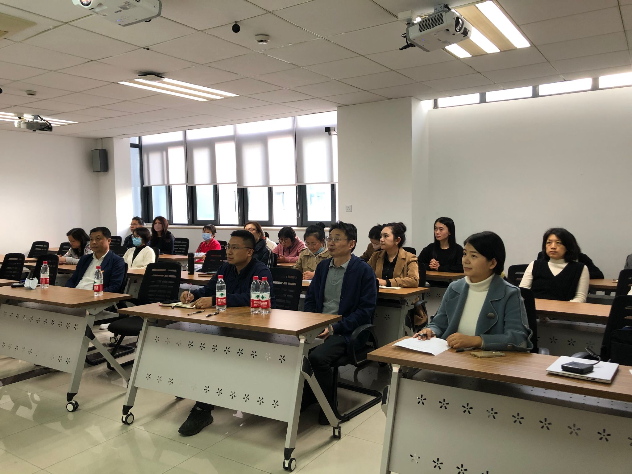 微信图片_20221122152105.jpg